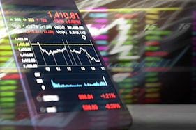 અમદાવાદ : ડબ્બા ટ્રેડિંગ ભારે પડ્યું! મર્સિડીઝમાં બેસી C.G રોડ પર સોદા પાડતો શખ્સ ઝડપાયો