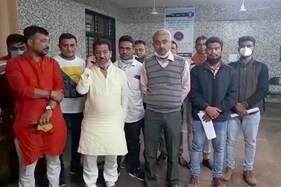 જામનગર: ચૂંટણી પૂર્વે જ પોસ્ટલ બેલેટથી મતદાન મામલે ઉહાપોહ, હોમગાર્ડના 400 બેલેટ મત રદ કરાય