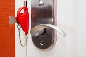 પ્રથમ કિસ્સો: રાજકોટમાં બે સગી બહેનો સામે એન્ટી લેન્ડ ગ્રેબિંગ હેઠળ ગુનો નોંધાયો