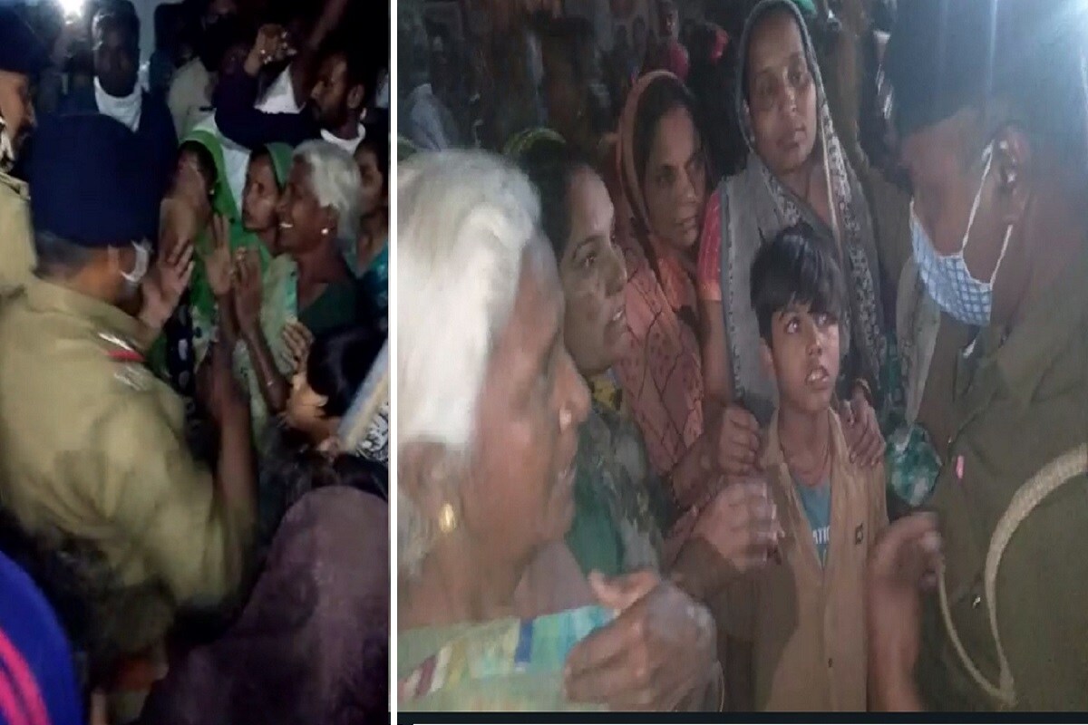 આજે રવિવારે રાજ્યમાં (Gujarat) 31 જિલ્લા પંચાયત, 231 તાલુકા પંચાયત અને 81 નગરપાલિકામાં આજે સવારે સાત કલાકથી ચૂંટણી (Local Body Polls) યોજાઇ રહી છે. ત્યારે સ્થાનિક સ્વરાજની ચૂંટણી શરૂ થાય તે પહેલા જ ખેડા (Kheda) જિલ્લાના આખડોલ ગામમાં અજંપાભરી સ્થિતિ સર્જાઇ હતી. જેમાં કૉગ્રેસના (Congress) સમર્થકો અને પોલીસ (Gujarat Police) વચ્ચે બોલાચાલી થઇ હતી. આ સાથે આખડોલ ગામના સ્થાનિકોએ વોટ ફોર પંજાના સુત્રોચાર કર્યા હતાં. આ સાથે ગામની મહિલાઓ (Woman) અને પોલીસ વચ્ચે પણ ઉગ્ર બોલાચાલી થઇ હતી. આજે રવિવારે રાજ્યમાં (Gujarat) 31 જિલ્લા પંચાયત, 231 તાલુકા પંચાયત અને 81 નગરપાલિકામાં આજે સવારે સાત કલાકથી ચૂંટણી (Local Body Polls) યોજાઇ રહી છે. ત્યારે સ્થાનિક સ્વરાજની ચૂંટણી શરૂ થાય તે પહેલા જ ખેડા (Kheda) જિલ્લાના આખડોલ ગામમાં અજંપાભરી સ્થિતિ સર્જાઇ હતી. જેમાં કૉગ્રેસના (Congress) સમર્થકો અને પોલીસ (Gujarat Police) વચ્ચે બોલાચાલી થઇ હતી. આ સાથે આખડોલ ગામના સ્થાનિકોએ વોટ ફોર પંજાના સુત્રોચાર કર્યા હતાં. આ સાથે ગામની મહિલાઓ (Woman) અને પોલીસ વચ્ચે પણ ઉગ્ર બોલાચાલી થઇ હતી.