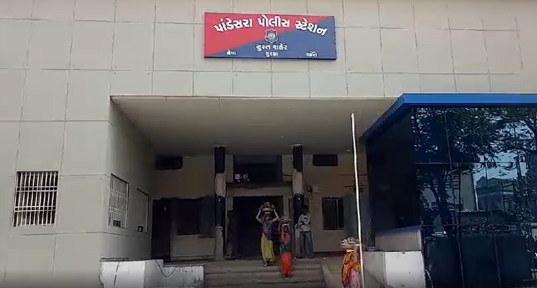 વધુમાં જણાવ્યું હતું કે, મૃત્યુ પહેલાં ગૌતમે પોલીસ ને જણાવ્યું હતું કે, વતનમાં જુગાર રમતા હું જીતી ગયો હતો. બાબુએ જીતેલા રૂપિયામાંથી હિસ્સો માંગ્યો હતો. મેં ના પાડતા ઝગડો થયો હતો. મેં બાબુને મારીને ભગાડ્યો હતો. જેનો બદલો લેવા બાબુએ મારી પર હુમલો કર્યો છે. વધુમાં જણાવ્યું હતું કે, મૃત્યુ પહેલાં ગૌતમે પોલીસ ને જણાવ્યું હતું કે, વતનમાં જુગાર રમતા હું જીતી ગયો હતો. બાબુએ જીતેલા રૂપિયામાંથી હિસ્સો માંગ્યો હતો. મેં ના પાડતા ઝગડો થયો હતો. મેં બાબુને મારીને ભગાડ્યો હતો. જેનો બદલો લેવા બાબુએ મારી પર હુમલો કર્યો છે.