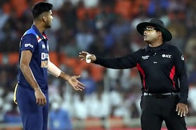 IPL 2021: બીસીસીઆઇએ સોફ્ટ સિન્ગલ નિયમને હટાવ્યો, થર્ડ અમ્પાયરનું કદ વધ્યું