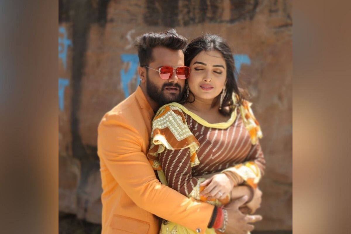  બંને સ્ટાર્સ ઉત્તર પ્રદેશનાં શહેર પ્રયાગરાજમાં શૂટિંગ કરી રહ્યાં છે. જેની તસવીરો અને વીડિયો તેઓ સોશિયલ મીડિયા પર શેર કરતાં રહે છે.