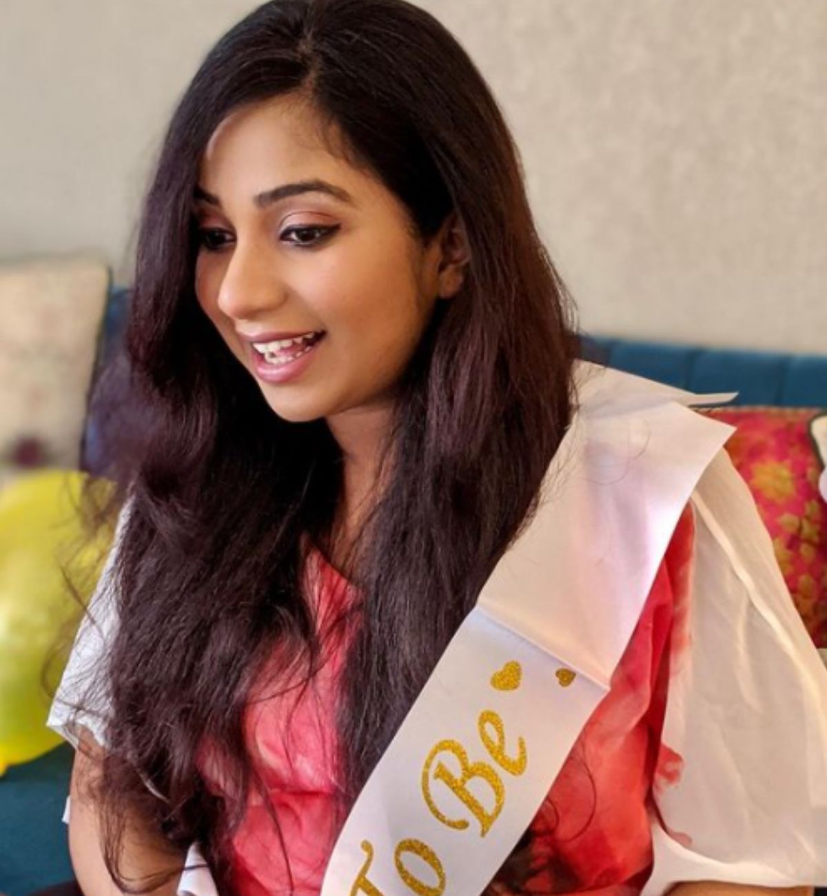 શ્રેયા ઘોષાલે તેનાં બેબી શાવરની કેટલીક તસવીરો સોશિયલ મીડિયા પર શેર કરી છે. (photo credit: instagram/@shreyaghoshal) શ્રેયા ઘોષાલે તેનાં બેબી શાવરની કેટલીક તસવીરો સોશિયલ મીડિયા પર શેર કરી છે. (photo credit: instagram/@shreyaghoshal)