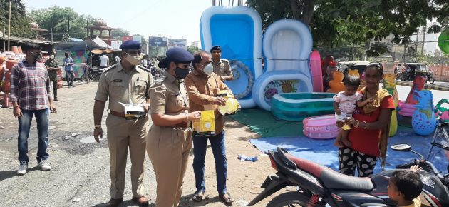 રમેશભાઈ ભાટિયા ઉવ 28 રહે ઉમા ટાઉનશીપ મોરબી વિરુદ્ધ ગુનો નોંધી ધરપકડ કરી હતી અને અન્ય કોઈ ખોટી અફવાઓ ફેલાશે તો આજ રીતે કડક કાર્યવાહી કરવાનમાં આવશે તેવું ડીવાયએસપી રાધિકા ભારાઈએ જણાવ્યું છે. લોકોની સુરક્ષા એ જ મોરબી પોલીસનું ધ્યેય લોકો સાથ આપે એ પણ જરૂરી છે. રમેશભાઈ ભાટિયા ઉવ 28 રહે ઉમા ટાઉનશીપ મોરબી વિરુદ્ધ ગુનો નોંધી ધરપકડ કરી હતી અને અન્ય કોઈ ખોટી અફવાઓ ફેલાશે તો આજ રીતે કડક કાર્યવાહી કરવાનમાં આવશે તેવું ડીવાયએસપી રાધિકા ભારાઈએ જણાવ્યું છે. લોકોની સુરક્ષા એ જ મોરબી પોલીસનું ધ્યેય લોકો સાથ આપે એ પણ જરૂરી છે.