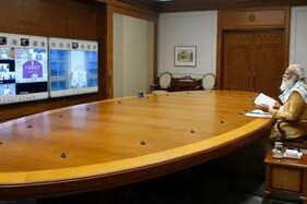 દેશમાં કોરોનાને કારણે સ્થિતિ બગડી, પીએમ મોદીની અધિકારીઓ સાથે મહત્વની બેઠક