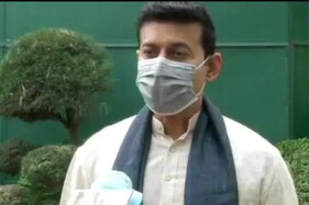 રાહુલ ગાંધીના રસીકરણ અંગેના નિવેદનનો રાજ્યવર્ધન સિંઘ રાઠોડે ઉધડો લીધો