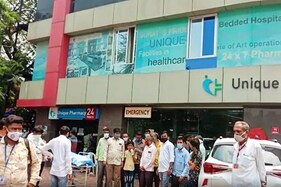 સુરત : પિતાના મૃત્યુ બાદ પુત્રને મૃતદેહ માટે 17 કલાક રઝળાવ્યો, હૉસ્પિટલ સામે ગંભીર આરોપો