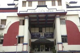 સુરત સાવધાન : વરાછામાં રત્નકલાકારને થયો કડવો અનુભવ, લૂંટારૂએ માર મારી રૂ. 1.30 લાખ લૂંટી લીધા