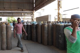 કોરોનાનો હાહાકાર: અમદાવાદની હૉસ્પિટલોમાં ઓક્સિજન સપ્લાયની માંગમાં 4 ગણો થયો વધારો