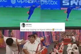 ટ્રેન્ટ બોલ્ટનો સોશ્યલ મીડિયા પર 'જેઠાલાલ' સાથે થઈ રહી છે સરખામણી, જોઇ લો મજેદાર Video