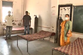 મહેસાણા: ગામના યુવાનનું ઓક્સિજનના અભાવે મોત થયું, તો સરપંચે શાળામાં જ તૈયાર કર્યા ઓક્સિજન બેડ