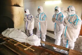 સુરતમાં Coronaનો આતંક યથાવત્ : 24 કલાકમાં જ 2476 કેસ, જાણો કયા વિસ્તારમાં ચિંતા વધી