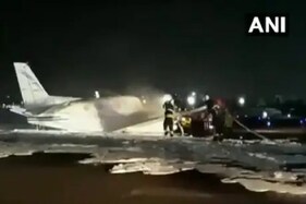 હવામાં ઉડતા જ એર એમ્બ્યુલન્સનું પૈડુ અલગ થઇ ગયું, આવી રીતે બચ્યા 5 લોકોના જીવ, જુઓ VIDEO