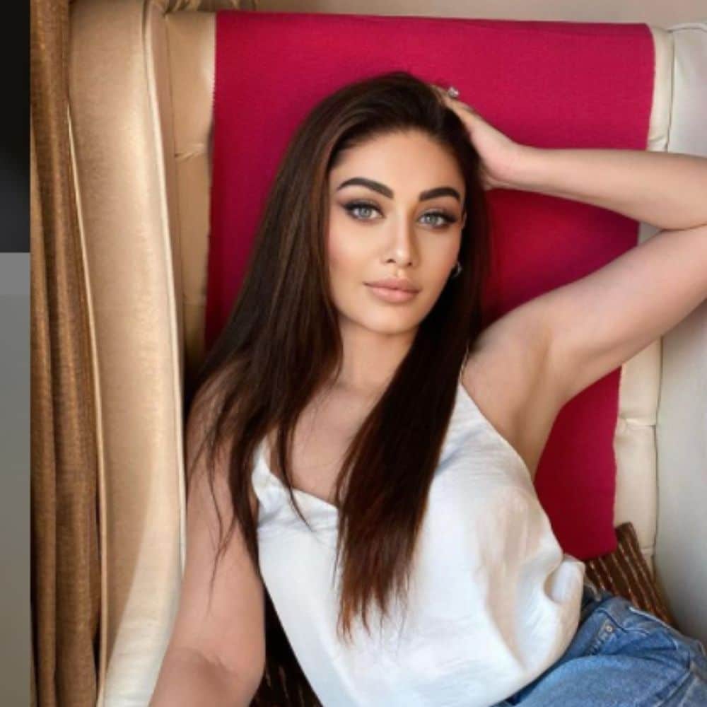 શેફાલી જરીવાલા (Shefali Jariwala)એ તેનાં પહેલાં લગ્નમાં સહન કરેલી મુશ્કેલીઓ અને છુટાછેડા અંગે ખુલીને વાત કરી. વર્ષ 2005માં લગ્ન બાદ તેણે વર્ષ 2009માં છુટાછેડા લીધા હતાં. (PHOTO: @shefalijariwala/Instagram) શેફાલી જરીવાલા (Shefali Jariwala)એ તેનાં પહેલાં લગ્નમાં સહન કરેલી મુશ્કેલીઓ અને છુટાછેડા અંગે ખુલીને વાત કરી. વર્ષ 2005માં લગ્ન બાદ તેણે વર્ષ 2009માં છુટાછેડા લીધા હતાં. (PHOTO: @shefalijariwala/Instagram)
