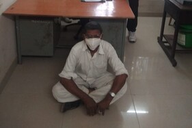 રાજકોટ : હવસખોર કૌટુંબિક નાનાએ દોહિત્રી સાથે કર્યું ન કરવાનું કામ, 66 વર્ષીય ઢગાની ધરપકડ