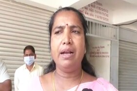 ધારાસભ્ય ગેનીબેન ઠાકોરનો આક્ષેપ, બનાસકાંઠામાં 45થી વધુ ઉંમરના 98 ટકા લોકોને વેક્સિનેશનના તંત્રના દાવા પોકળ