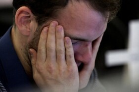 COVID-19ના કારણે તણાવથી પરેશાન લોકોને આપઘાતના આવે છે વિચાર! - સ્ટડીના ચોંકાવનારા તારણો