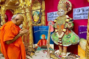 મણિનગર શ્રી સ્વામિનારાયણ ગાદી સંસ્થાને ૭૧મી સ્વામીબાપા વાર્તા જયંતીની ઉજવણી કરી