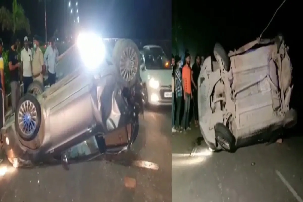  કરનાલ. હરિયાણા (Haryana)ના કરનાલ જિલ્લા (Karnal District)ના નવા સ્માર્ટ રોડ (New Smart Road) પર અનેક દુર્ઘટનાઓ જોવા મળી રહી છે. રાત્રે પણ બે કારોની જોરદાર ટક્કર જોવા મળી છે. આ દુર્ઘટનામાં બંને કારો ખૂબ જ ગંભીર રીતે ક્ષતિગ્રસ્ત થઈ ગઈ છે.