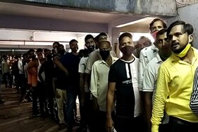 31મી જુલાઈ સુધીમાં રસી નહીં તો કાર્યવાહી: વેપારીઓમાં રોષ, 'આ અભિયાન પૂર્ણ થતા મહિનો લાગશે'