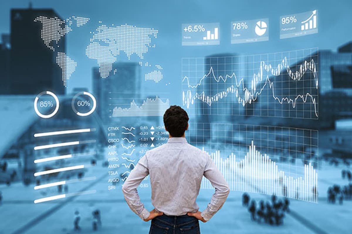 Multibagger Stock Tips: આ શેર એક મહિનામાં બમણાથી વધુ કિંમતનો થયો છે. ઝી એન્ટરટેઇનમેન્ટ એન્ટરપ્રાઇઝ લિમિટેડનો (Zee Entertainment Enterprises Limited) શેર 23 ઓગસ્ટ 2021ના રોજ, તે 170 રૂપિયા પર હતો. પરંતુ શનિવારના કારોબારમાં તે 360 રૂપિયાની આસપાસ પહોંચી ગયો છે. 1 જાન્યુઆરીએ શેર 225 રૂપિયાની નજીક હતો. આ મુજબ, 2021માં આ સ્ટોક અત્યાર સુધીમાં લગભગ 44 ટકા ઉપર ગયો છે. રાકેશ ઝુનઝુનવાલાએ (Rakesh Jhunjhunvala) પણ આ શેરમાં રોકાણ કર્યુ છે. Multibagger Stock Tips: આ શેર એક મહિનામાં બમણાથી વધુ કિંમતનો થયો છે. ઝી એન્ટરટેઇનમેન્ટ એન્ટરપ્રાઇઝ લિમિટેડનો (Zee Entertainment Enterprises Limited) શેર 23 ઓગસ્ટ 2021ના રોજ, તે 170 રૂપિયા પર હતો. પરંતુ શનિવારના કારોબારમાં તે 360 રૂપિયાની આસપાસ પહોંચી ગયો છે. 1 જાન્યુઆરીએ શેર 225 રૂપિયાની નજીક હતો. આ મુજબ, 2021માં આ સ્ટોક અત્યાર સુધીમાં લગભગ 44 ટકા ઉપર ગયો છે. રાકેશ ઝુનઝુનવાલાએ (Rakesh Jhunjhunvala) પણ આ શેરમાં રોકાણ કર્યુ છે.