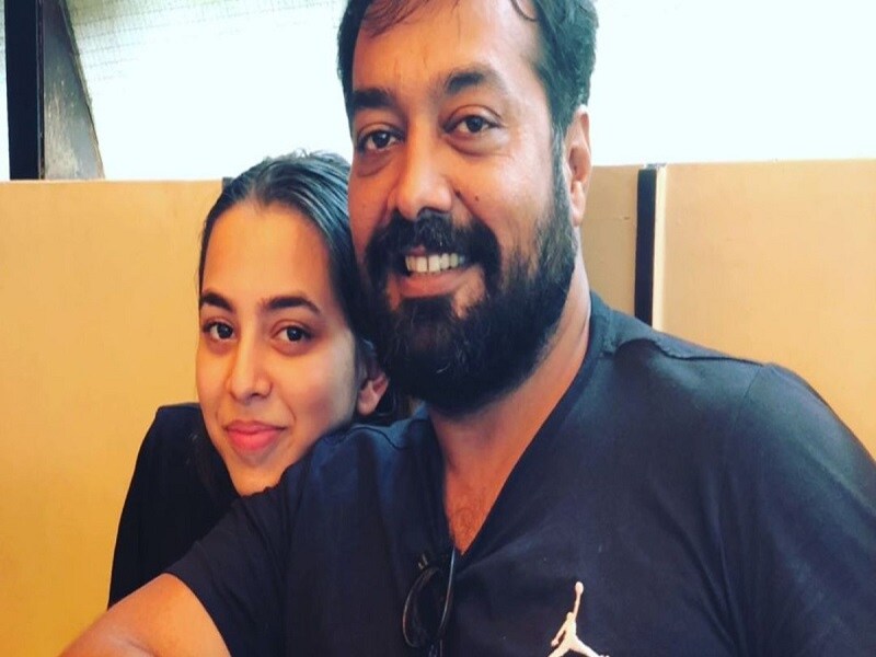 અનુરાગ કશ્યપ અને આલિયા કશ્યપ- (Anurag Kshyap and Alia Kashyap) અનુરાગ કશ્યપ અને દીકરી આલિયા કશ્યપ ઘણી વખત સોશિયલ મીડિયા પર તેમનાં વીડિયો શેર કરતાં રહે છે. જેમાં દીકરી પિતાને વિચિત્ર સવાલો પુછે છે તો ક્યારેક લંચ ડેટ પર તો ક્યારેક આઇસક્રિમ ડેટ પર લઇ જાય છે. (Photo: Instagram) અનુરાગ કશ્યપ અને આલિયા કશ્યપ- (Anurag Kshyap and Alia Kashyap) અનુરાગ કશ્યપ અને દીકરી આલિયા કશ્યપ ઘણી વખત સોશિયલ મીડિયા પર તેમનાં વીડિયો શેર કરતાં રહે છે. જેમાં દીકરી પિતાને વિચિત્ર સવાલો પુછે છે તો ક્યારેક લંચ ડેટ પર તો ક્યારેક આઇસક્રિમ ડેટ પર લઇ જાય છે. (Photo: Instagram)