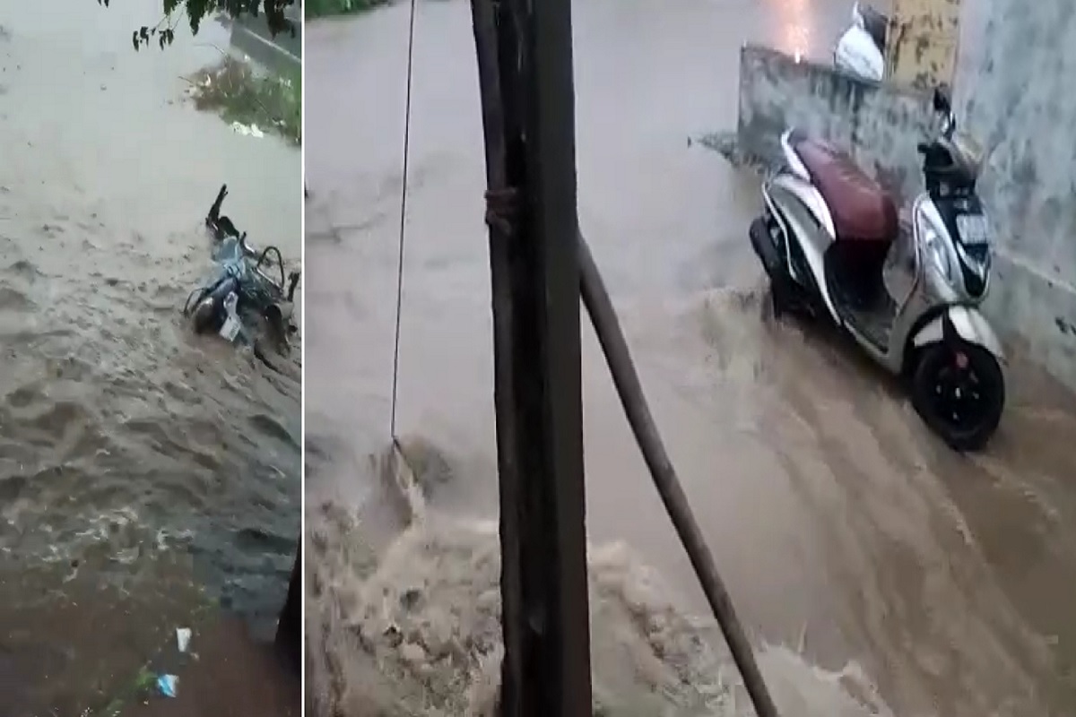  આનંદ જયસ્વાલ, બનાસકાંઠા: બનાસકાંઠા (Banaskantha news) જિલ્લામાં છેલ્લા 2 કલાકમાં અનેક વિસ્તારોમાં વરસાદે જોરદાર (heavy rain in banaskantha) સપાટો બોલાવ્યો હતો.જેમાં દાંતીવાડામાં (heavy rain in dantivada) સાંજના સમારે 6 થી 8 વાગ્યાના સમયમાં 137 મિમી વરસાદ ખાબકતા સર્વત્ર જળબમ્બાકાર જેવી સ્થિતિ સર્જાઈ હતી.
