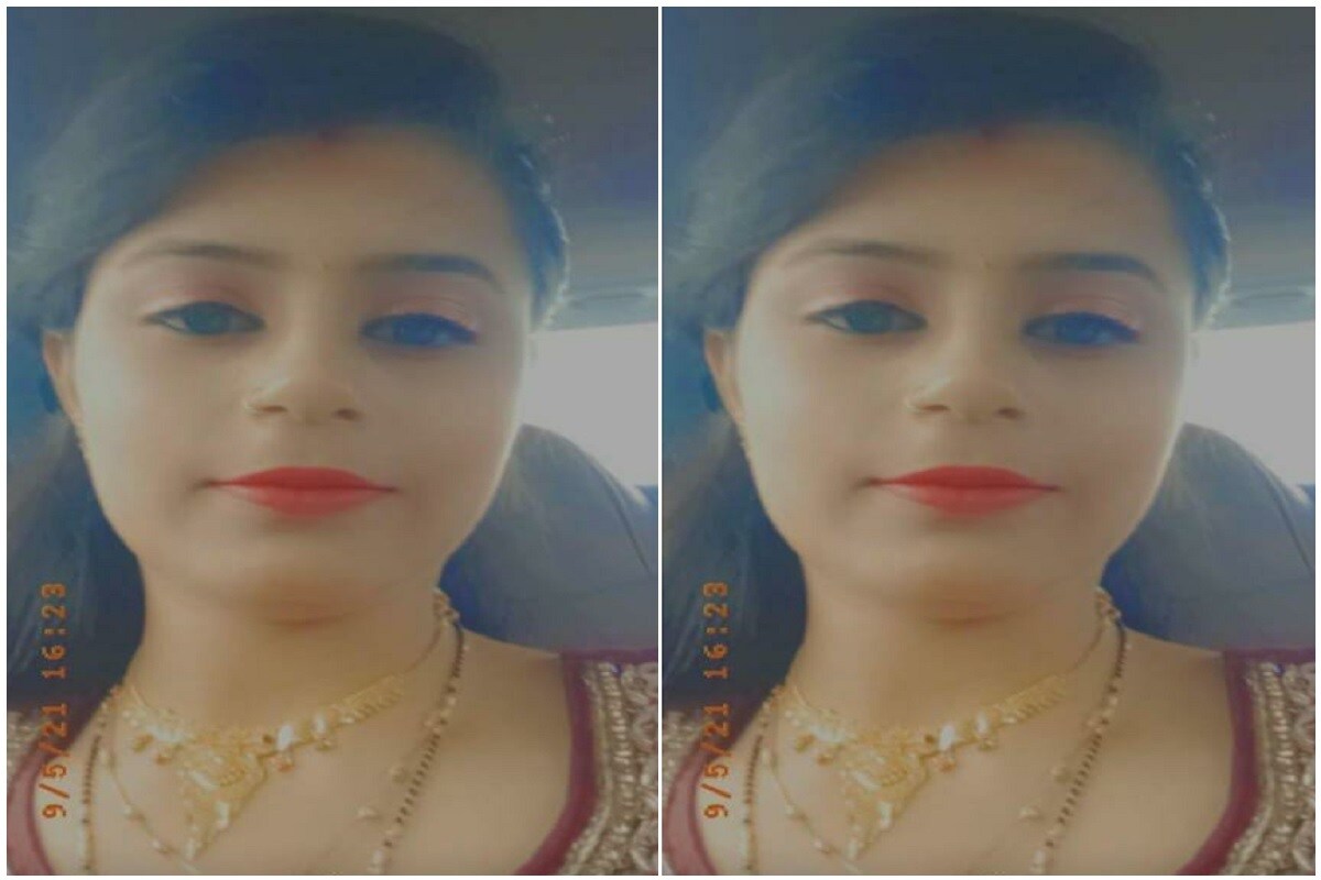 સિંધી સમાજની દીકરીને જે લોકો દ્વારા ઢોરમાર મારવામાં આવ્યો છે. તે તમામ લોકો વિરુદ્ધ પોલીસ ફરિયાદ નોંધાઇ તેમજ તાત્કાલિક અસરથી તમામની ધરપકડ થાય જેથી પીડિત પરિવારને ન્યાય મળે તે પ્રકારની માંગ પીએમ રૂમ ખાતે એકઠા થયેલા સિંધી સમાજના લોકોએ કરી હતી. ત્યારે ગણતરીની જ કલાકોમાં ગોંડલ સિટી પોલીસ દ્વારા મૃતક ભાવિકા શર્માના સાસરિયાઓ વિરુદ્ધ ગુનો નોંધી તપાસ હાથ ધરવામાં આવી છે. સિંધી સમાજની દીકરીને જે લોકો દ્વારા ઢોરમાર મારવામાં આવ્યો છે. તે તમામ લોકો વિરુદ્ધ પોલીસ ફરિયાદ નોંધાઇ તેમજ તાત્કાલિક અસરથી તમામની ધરપકડ થાય જેથી પીડિત પરિવારને ન્યાય મળે તે પ્રકારની માંગ પીએમ રૂમ ખાતે એકઠા થયેલા સિંધી સમાજના લોકોએ કરી હતી. ત્યારે ગણતરીની જ કલાકોમાં ગોંડલ સિટી પોલીસ દ્વારા મૃતક ભાવિકા શર્માના સાસરિયાઓ વિરુદ્ધ ગુનો નોંધી તપાસ હાથ ધરવામાં આવી છે.