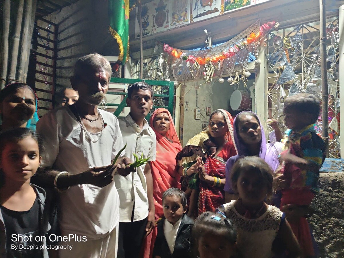 આ અંગે જણાવતા પુંજાભાઈ મારવાડીનું કહેવું છે કે, ઉપવાસ વખતે તેઓ મરચા જ ખાય છે. એ સિવાય તેઓ પાણી અને ચા પણ પીએ છે. મરચા ખાવાથી તેમને હજી કોઈ તકલીફ નથી થઈ. આ અંગે જણાવતા પુંજાભાઈ મારવાડીનું કહેવું છે કે, ઉપવાસ વખતે તેઓ મરચા જ ખાય છે. એ સિવાય તેઓ પાણી અને ચા પણ પીએ છે. મરચા ખાવાથી તેમને હજી કોઈ તકલીફ નથી થઈ.