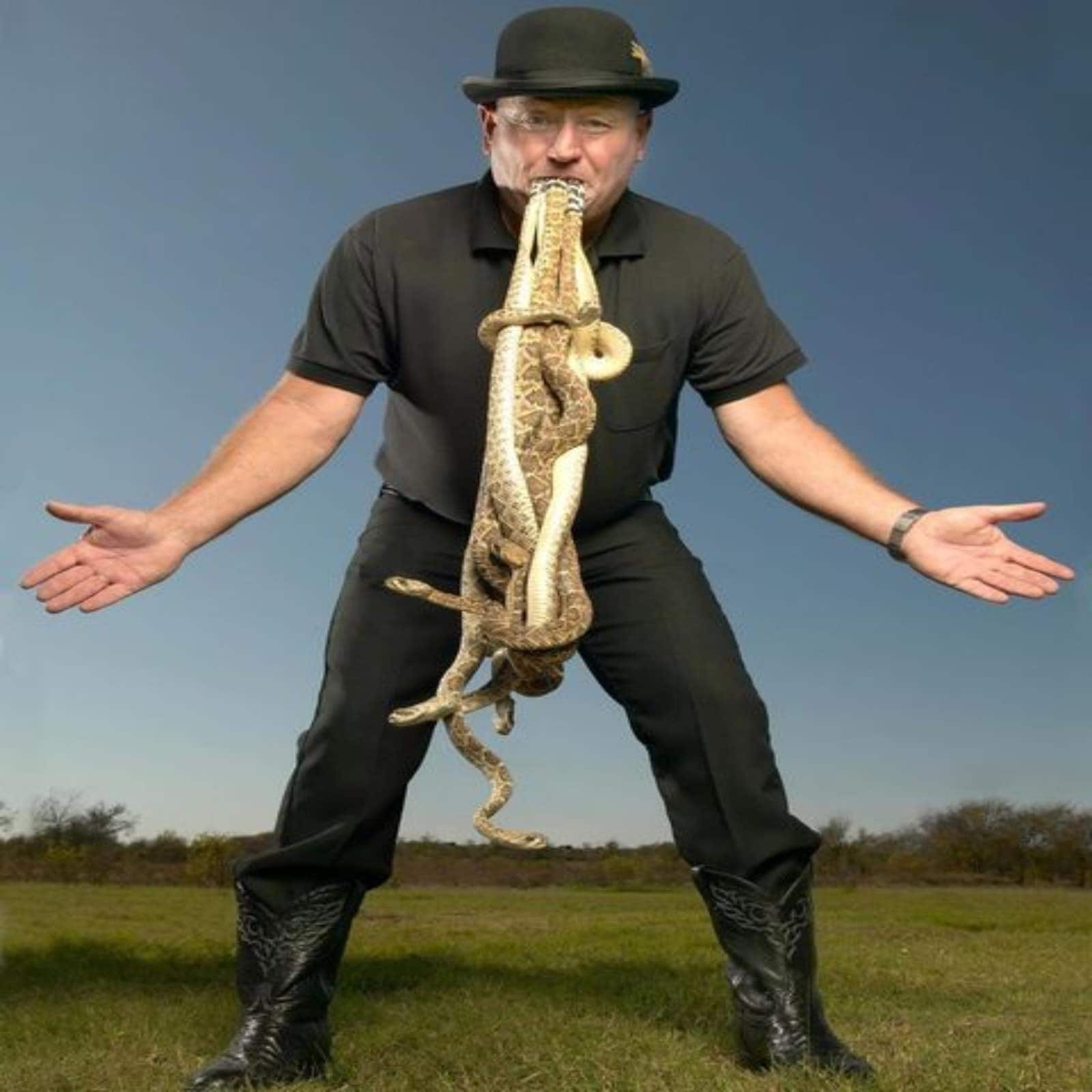 guinness world records disowns texas snakeman stunt of holding 11 rattle snake with mouth