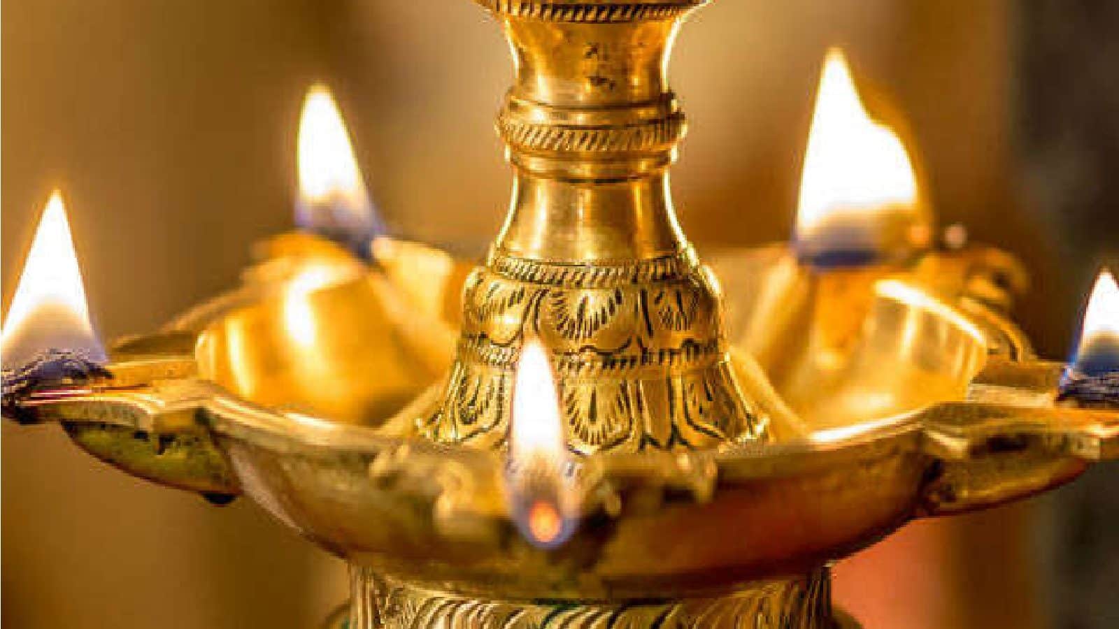 types of deepak used in aarti benefits how it is used for different Gods દરેક દેવ માટે થાય છે