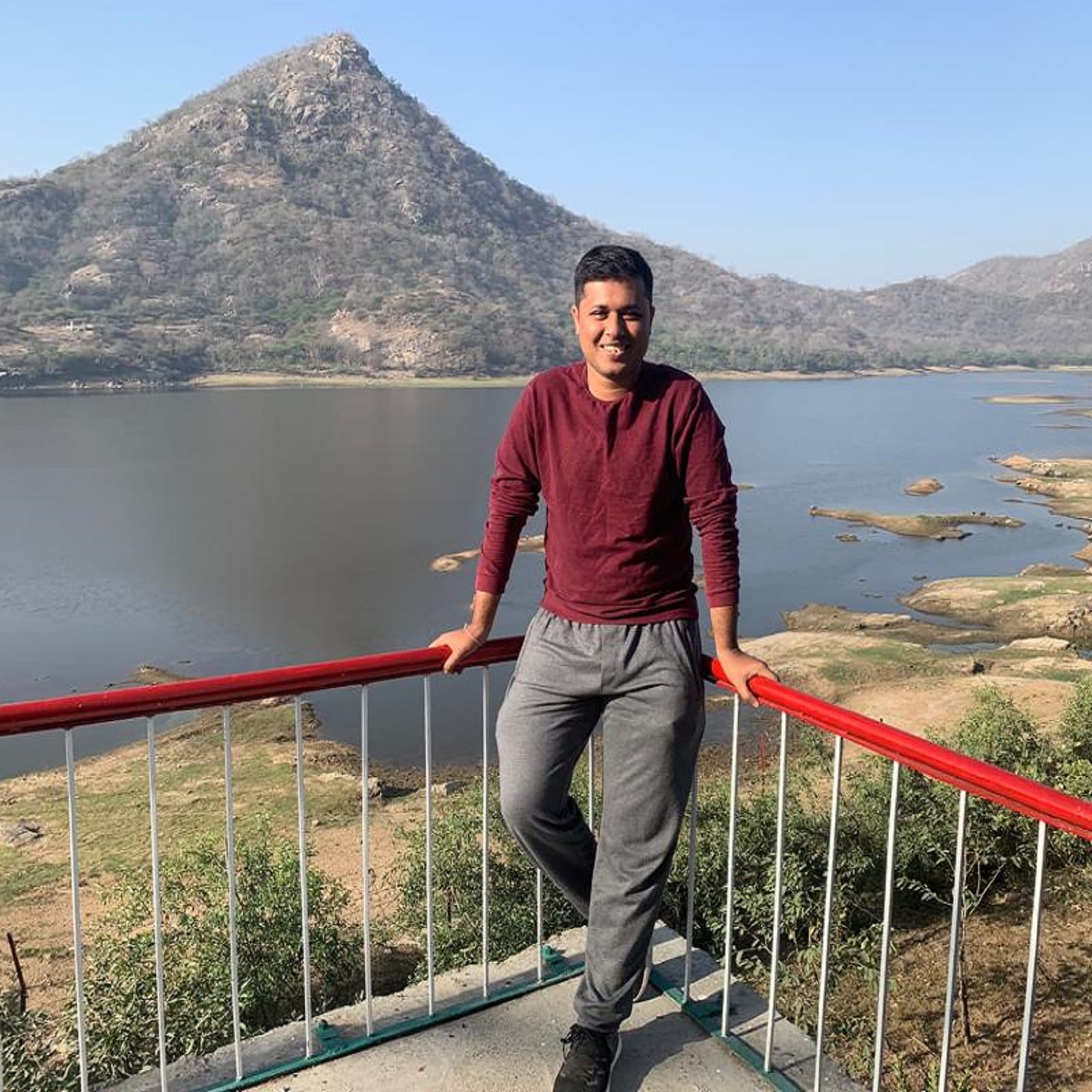 Jayvir Gadhvi UPSC Vadodara kutch - જયવીર ગઢવી યુપીએસસી વડોદરા કચ્છ – News18 Gujarati