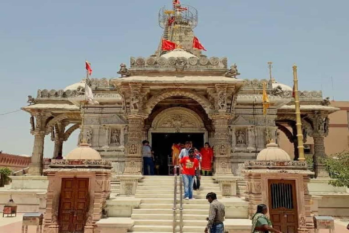 Gujarat election 2022: વિશ્વ ઉમિયા ફાઉન્ડેશન- જાણો કડવા પાટીદારોના આસ્થાના કેન્દ્ર ઉમિયાધામનું કેવું છે રાજકારણમાં મહત્વ Gujarat election 2022: વિશ્વ ઉમિયા ફાઉન્ડેશન- જાણો કડવા પાટીદારોના આસ્થાના કેન્દ્ર ઉમિયાધામનું કેવું છે રાજકારણમાં મહત્વ