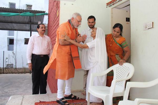 PM Modi with Mother Hiraba Modi