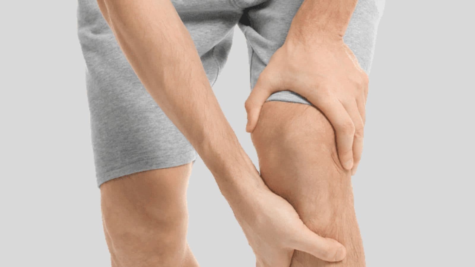 Knee pain relief remedies Now say bye bye to knee pain apply this oil it  will give relief in a pinch - Knee pain relief remedies: હવે ઘૂંટણના  દુખવાને કહો bye bye,લગાવો