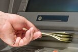 એટરેલે કરી માઈક્રો ATMની શરૂઆત, બધી જ બેંકના ગ્રાહકો ઉપાડી શકશે રુપિયા