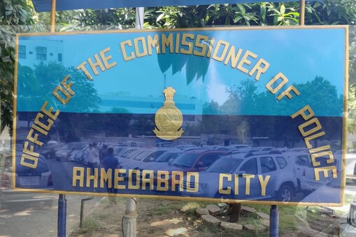 Ahmedabad Police has prepared a special plan for vehicle parking on  Navratri - નવરાત્રિને લઈ અમદાવાદ પોલીસે વાહન પાર્કિંગ માટે ખાસ પ્લાન તૈયાર  – News18 Gujarati