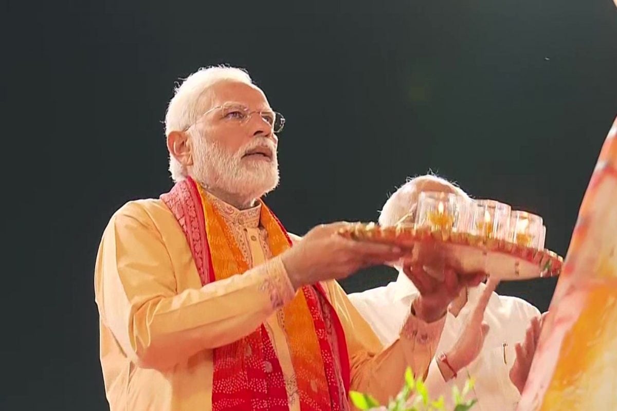 PM Narendra Modi performs Navratri aarti in Gujarat; Watches Garba