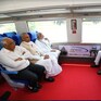 PM નરેન્દ્ર મોદીની ગાંધીનગરથી અમદાવાદ ‘વંદે ભારત’ ટ્રેનમાં સફર, જુઓ તસવીરો
