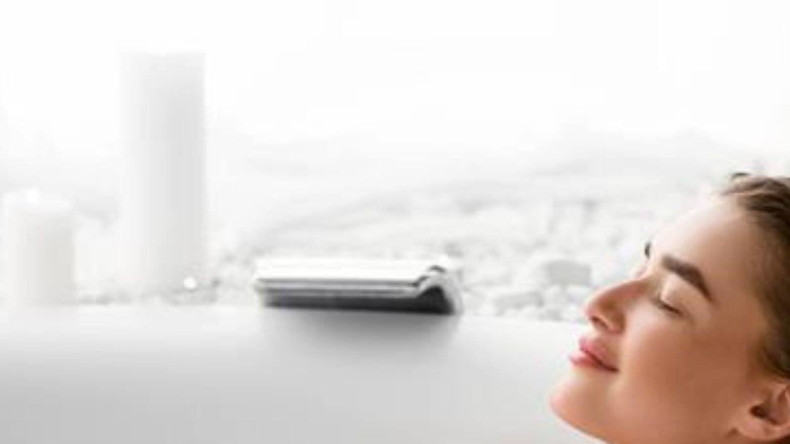 know the hot shower side effects of body ઠંડીમાં હોટ શાવર લેવાની આદત હોય તો બંધ કરી દેજો નહીં