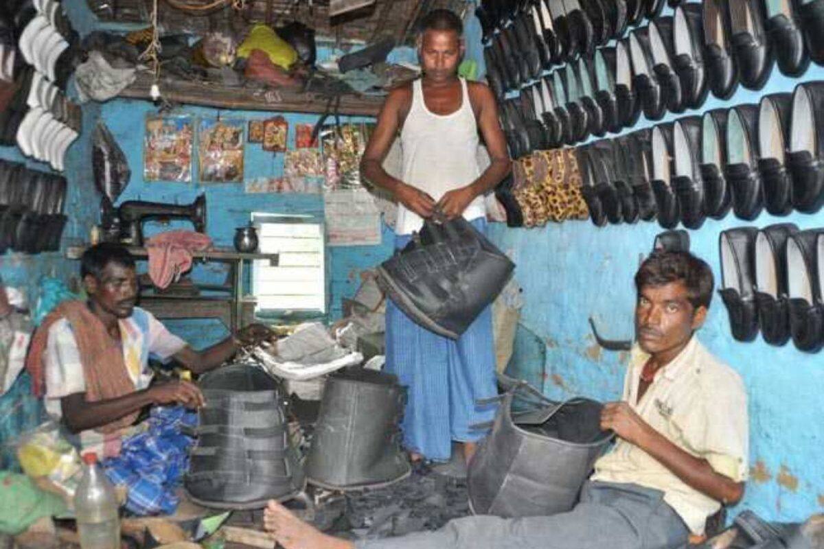 OMG! નાલંદામાં હાથીઓ માટે બનાવાય છે બુટ, એક જૂતાનું વજન છે આટલુ, જાણો...