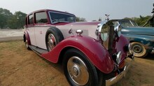 Vadodara: To whom did Maharani Chimnabai give a Rolls Royce car as a gift, to whom today, watch Video