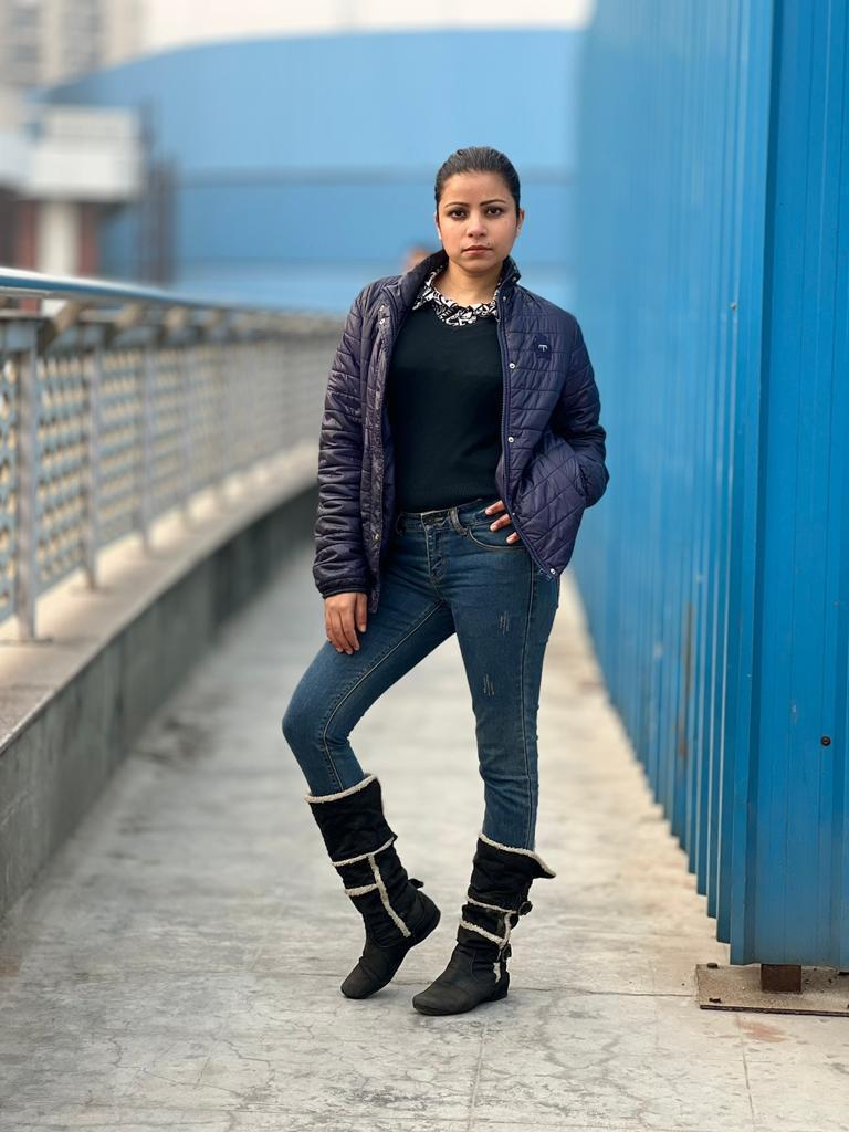 noida majulika girl viral video