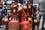 નવા વર્ષના મોંઘા સમાચાર, LPG Cylinderના ભાવમાં ફરીથી વધારો