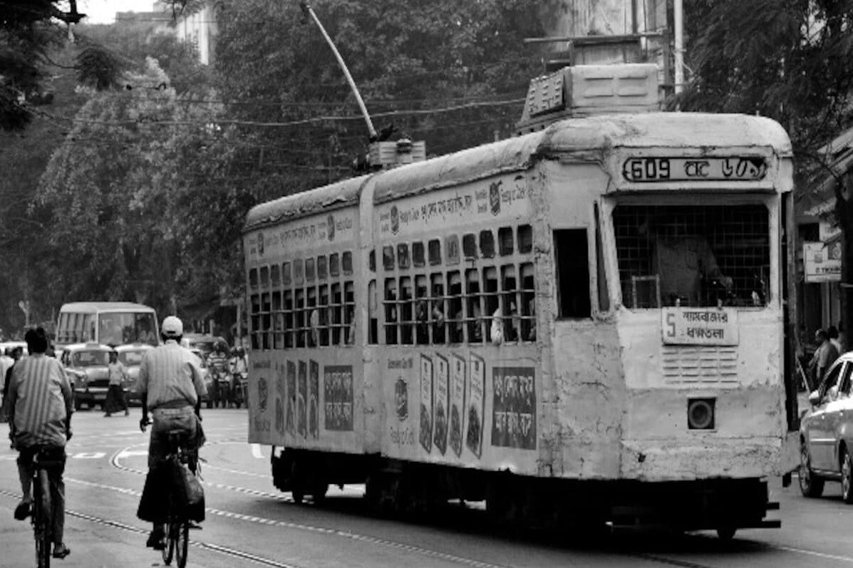 fear of getting lost on 150th birthday Kolkata Tram is upsetting the riders