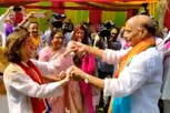 VIDEO: રક્ષામંત્રી રાજનાથ સિંહના ઘરે અમેરિકી વાણિજ્ય રાજદૂતે કરી હોળીની ઉજવણી