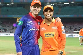 મહિલા ક્રિકેટ: દિલ્હી સામે ગુજરાતની ટીમનો ધબડકો, વિના વિકેટ મેચ જીતી લીધી
