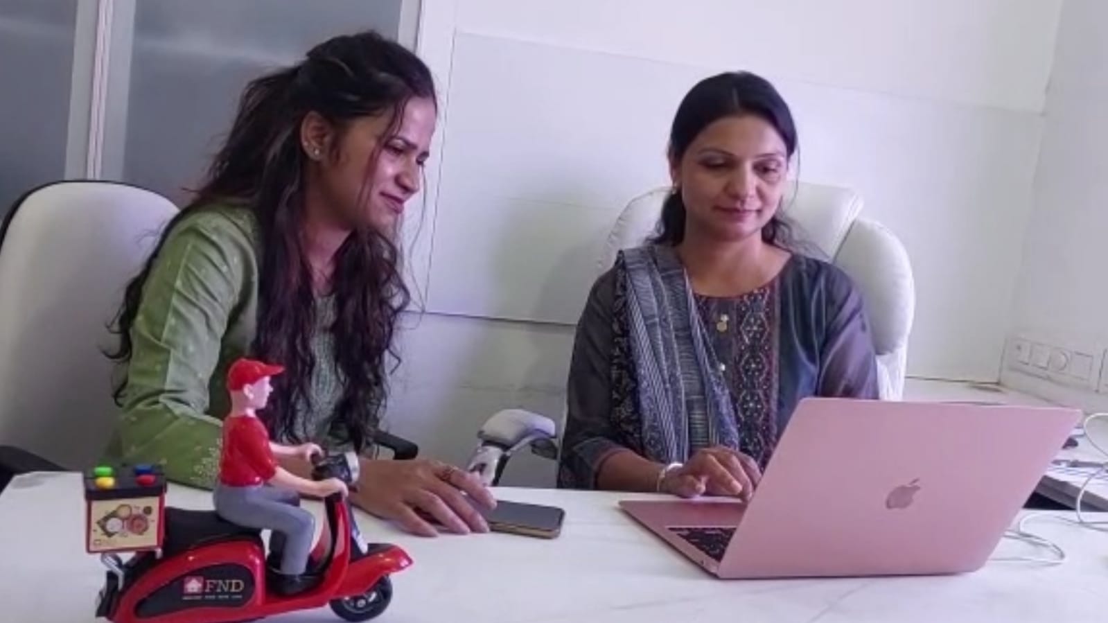 2 women started a unique startup and provides employment to other women business
