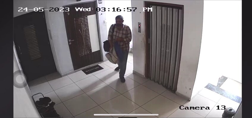 Thief stealing branded shoes caught on CCTV 